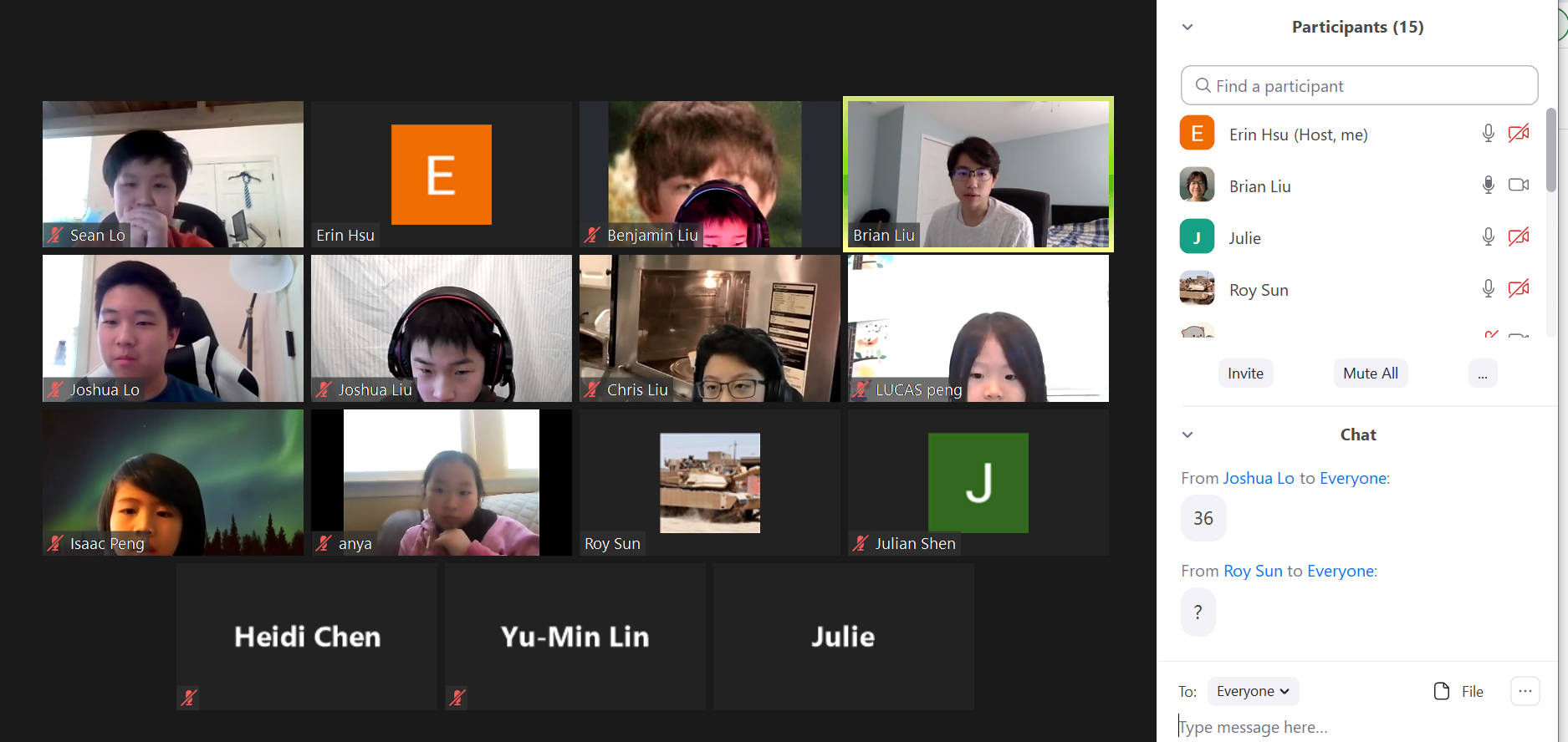 裁判說明比賽規則。