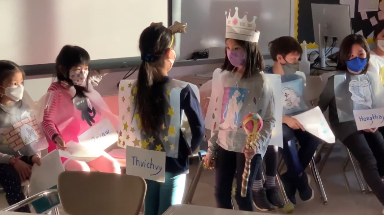 演出「鳥鼠國找最厲害的鼠做新國王」