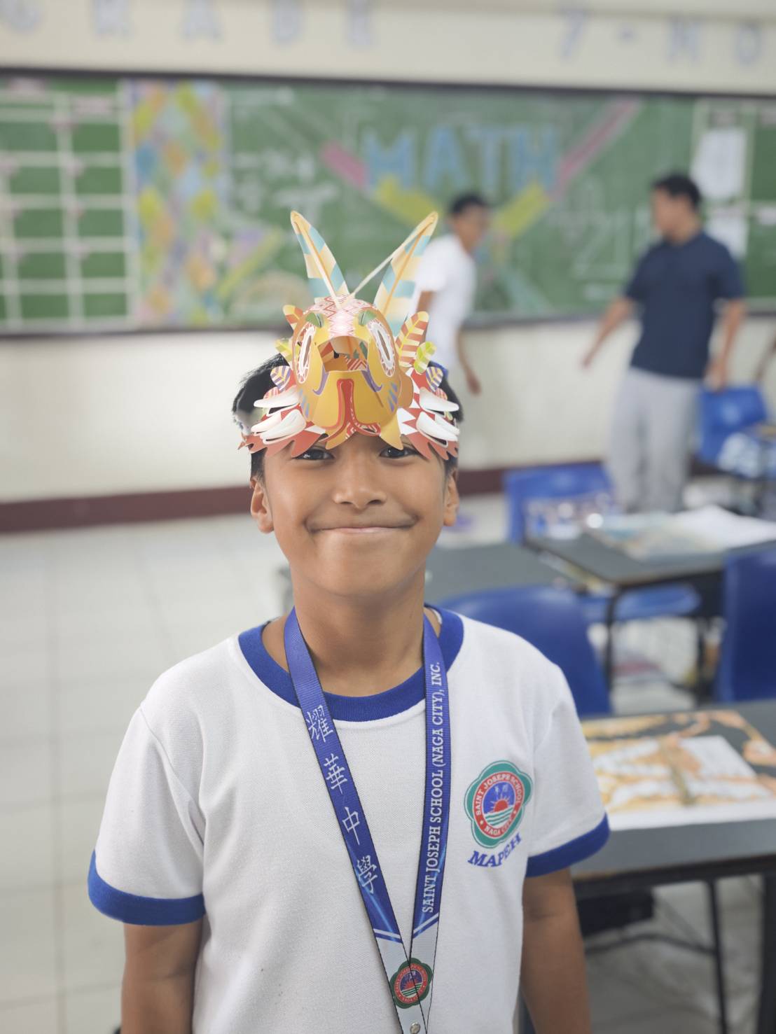 學生在手作過程中認識臺灣傳統節慶文化與吉祥祈福寓意。