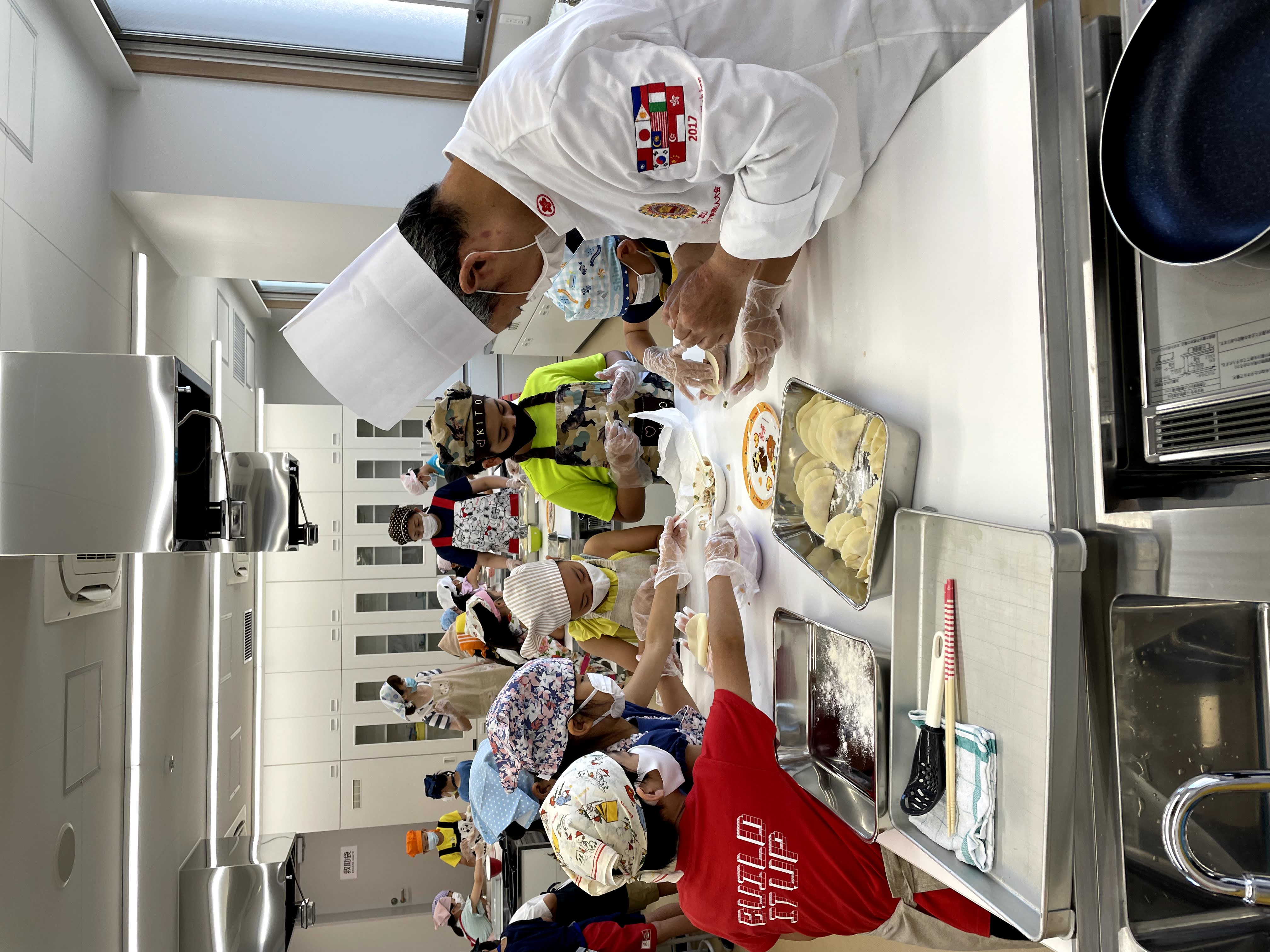 暑期育樂營中華料理體驗。