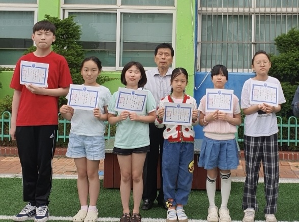 韓國永登浦華僑小學---正體漢字文化節活動5