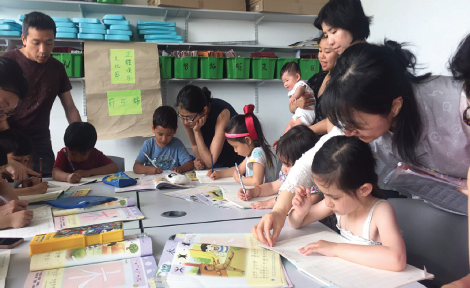 聽讀比賽家長也開心參與