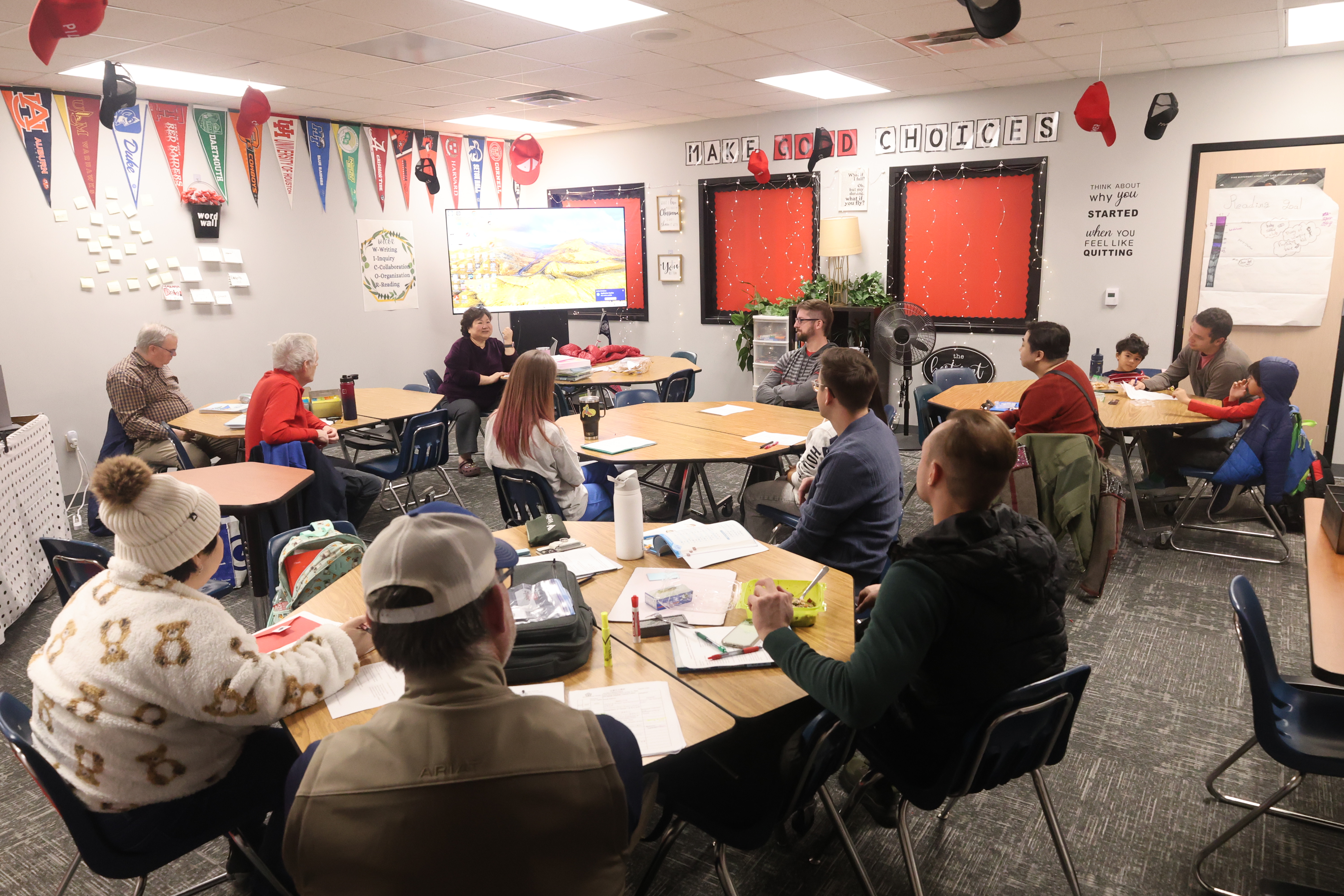 邀請其他老師來講解臺灣茶道