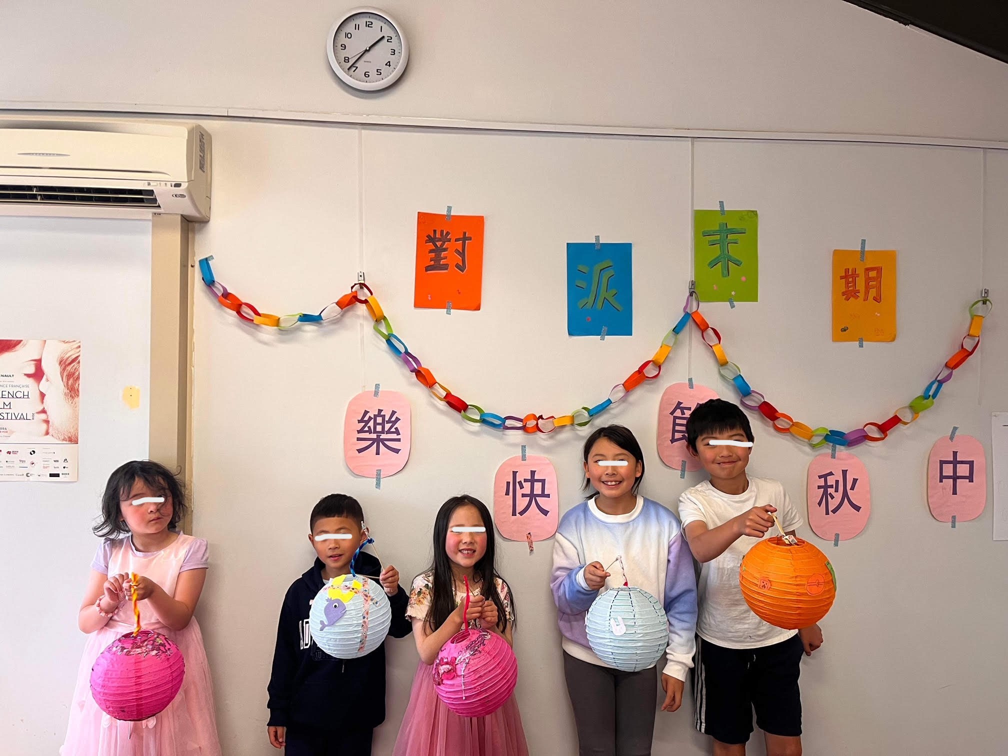 學生享受做燈籠的喜悅