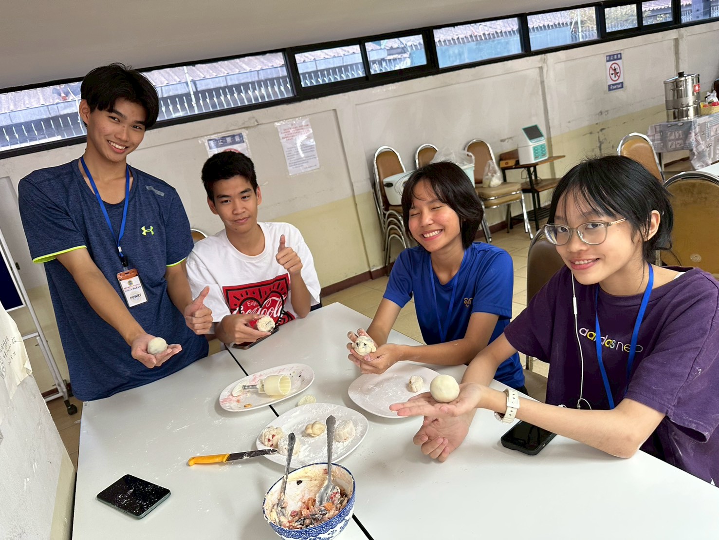 美食實作(冰皮月餅+草莓大福)