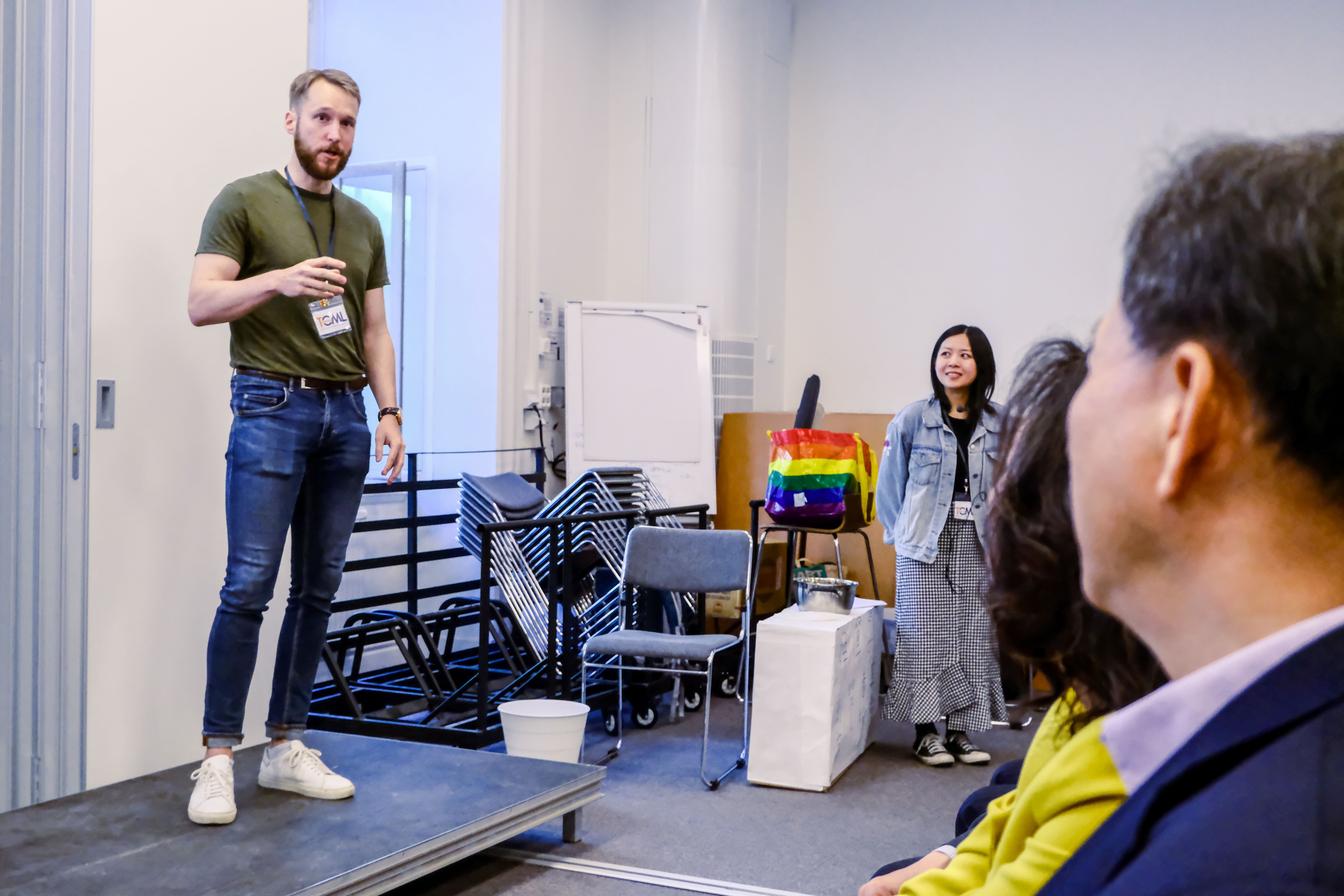 成人班學生分享參加臺灣華語文學習中心活動及去臺灣的經驗