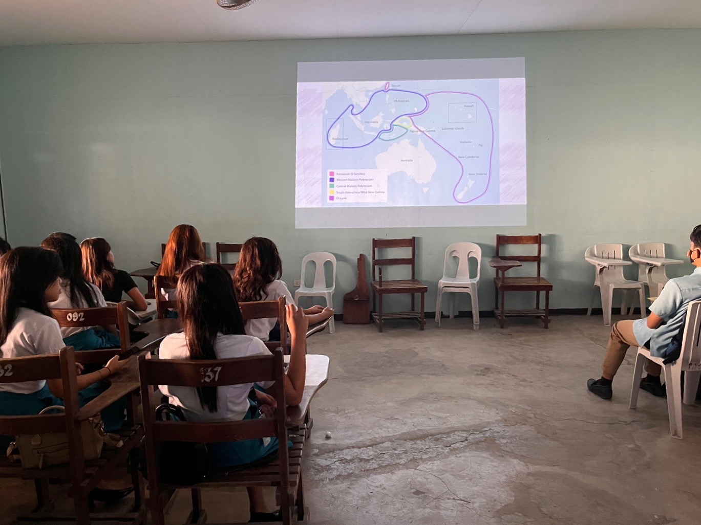 菲律賓地區「113年海外民俗文化種子教師在地研習暨文化服務計畫」 菲華文教中心主辦菲律賓納卯市東南亞基督教學院協辦「臺灣原住民族文化」6