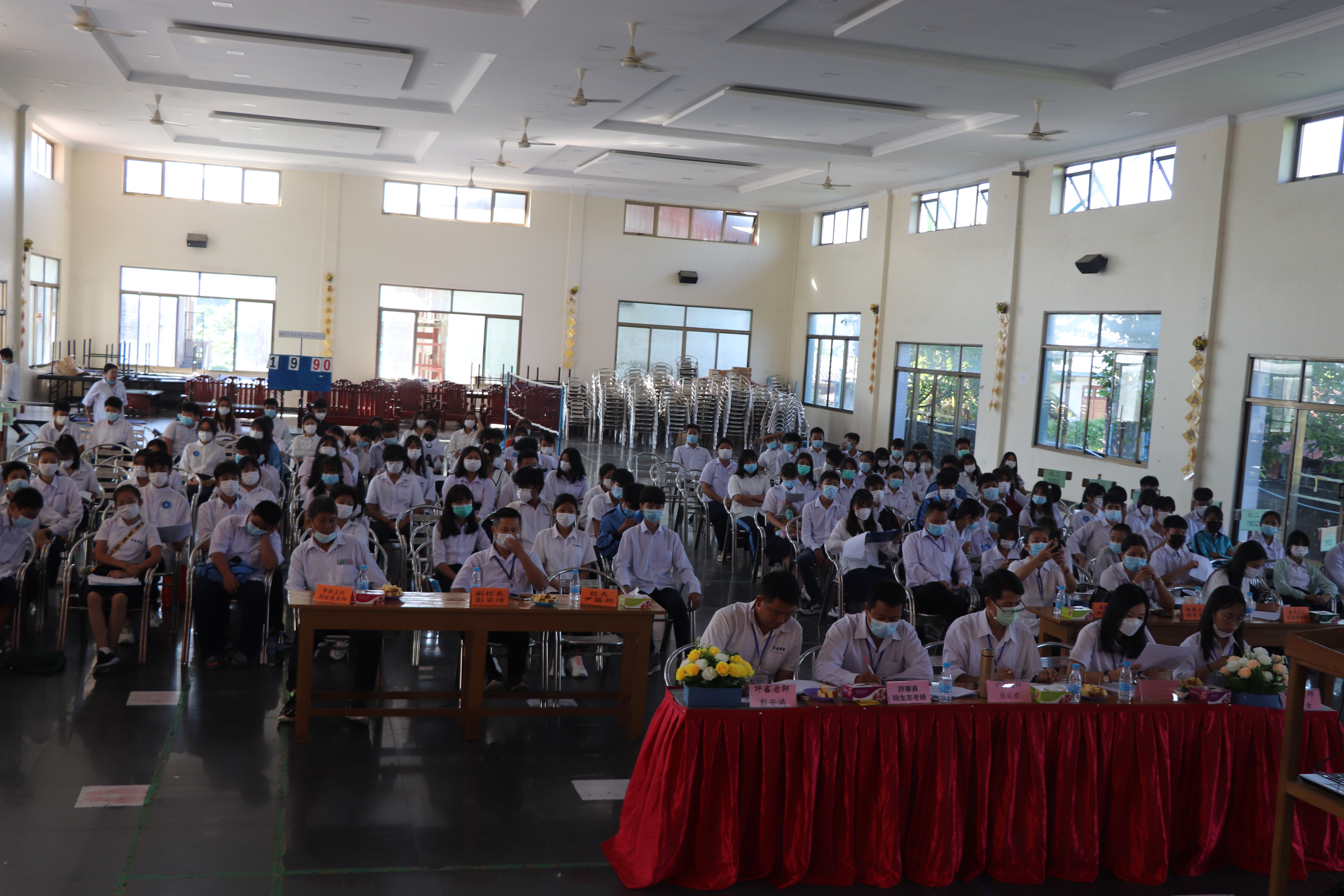 中學部評審老師與全體觀賽、參賽同學