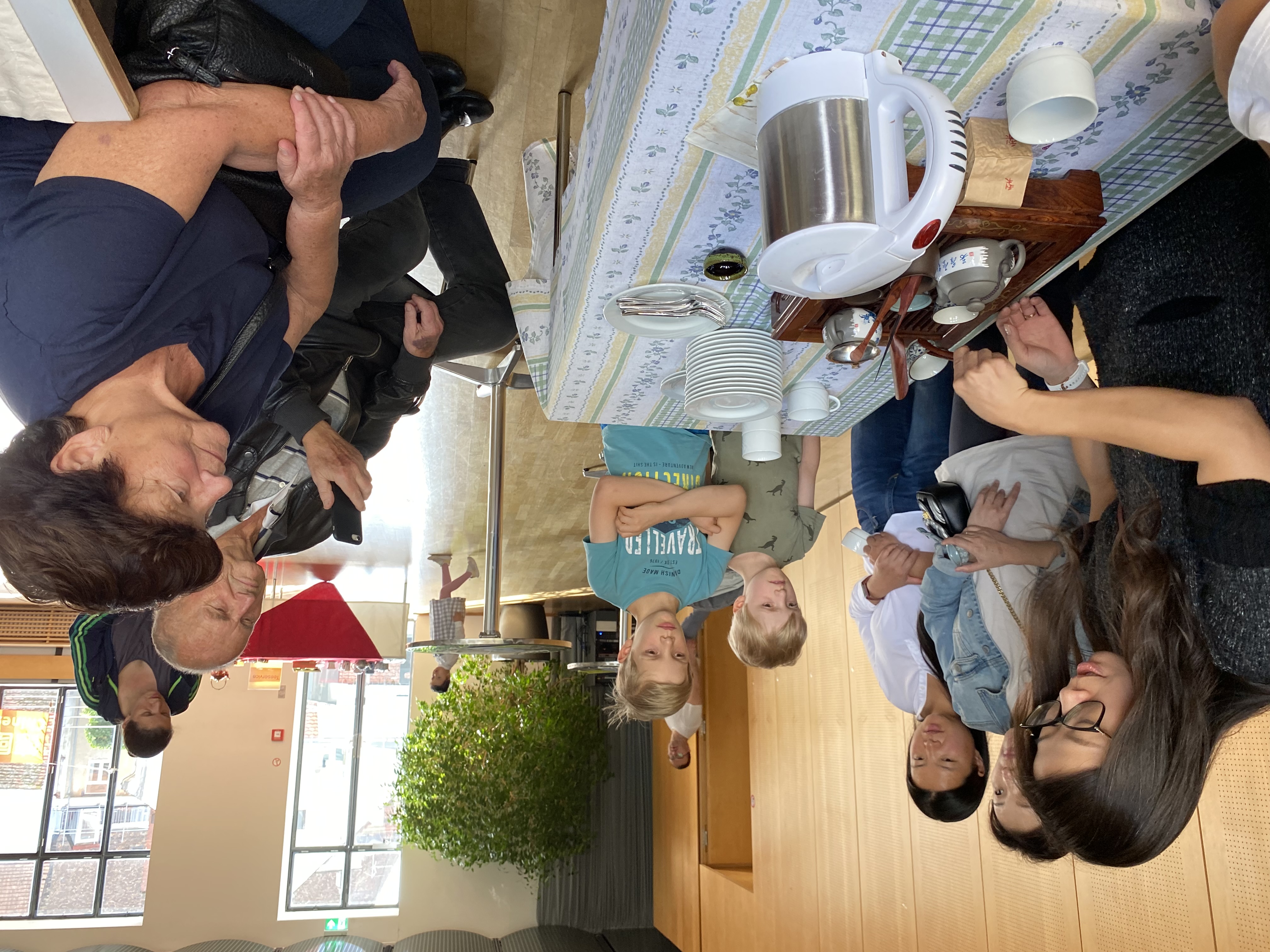 展示傳統泡茶方法