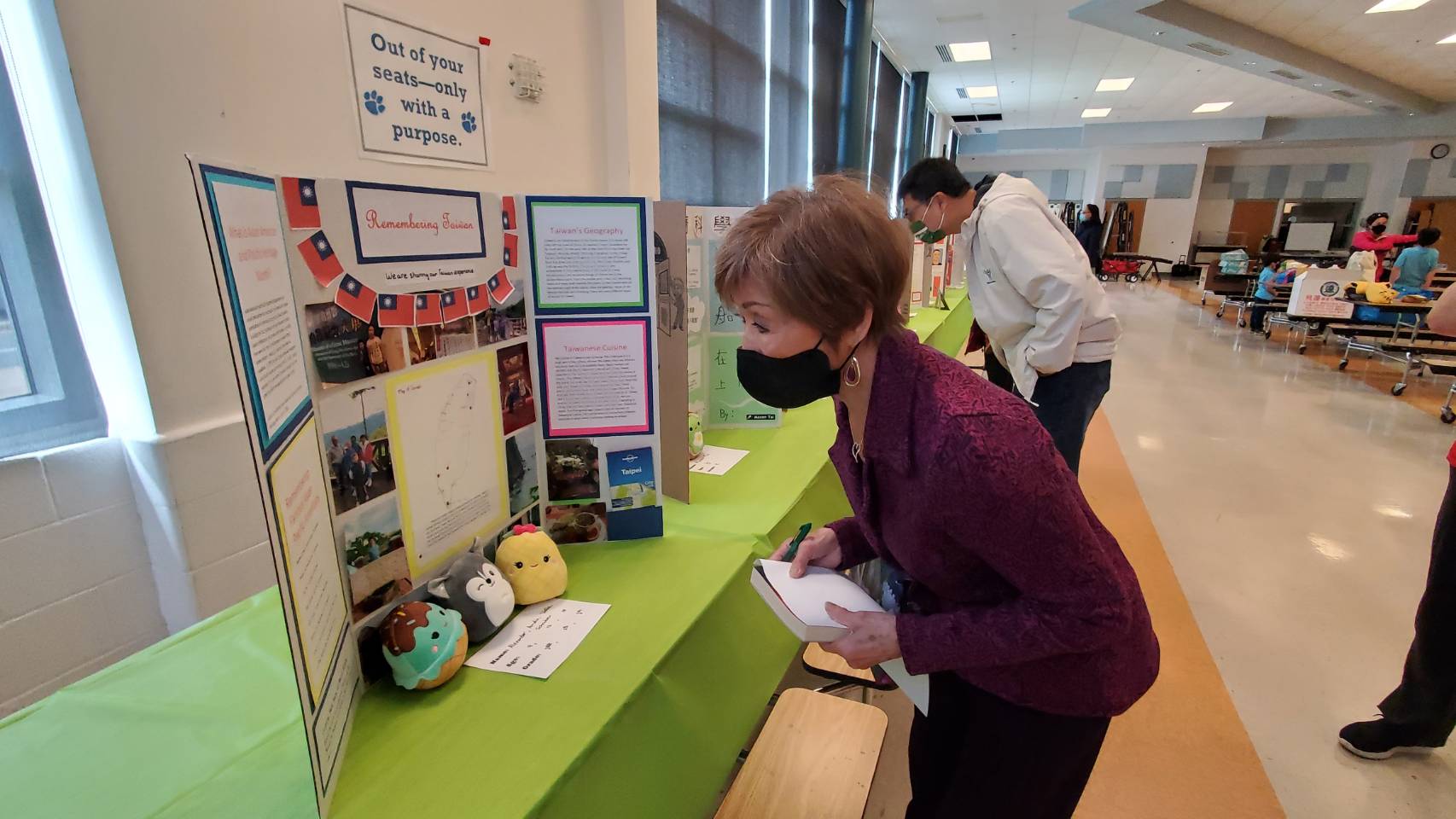 Mary Yang 擔任評審和頒奬人