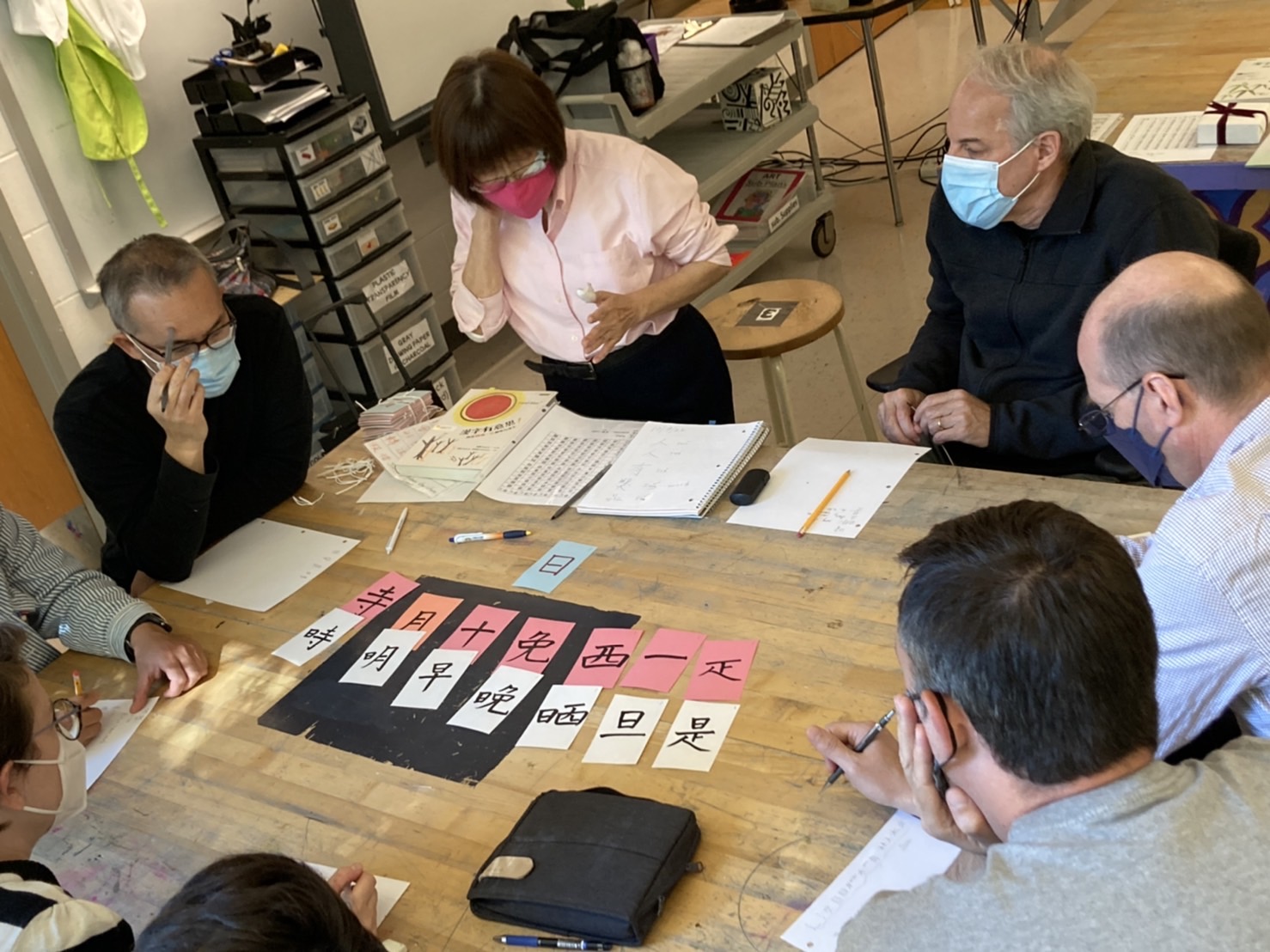 臺灣學校華語文中心舉辦2022年漢字文化節拼字遊戲競賽6