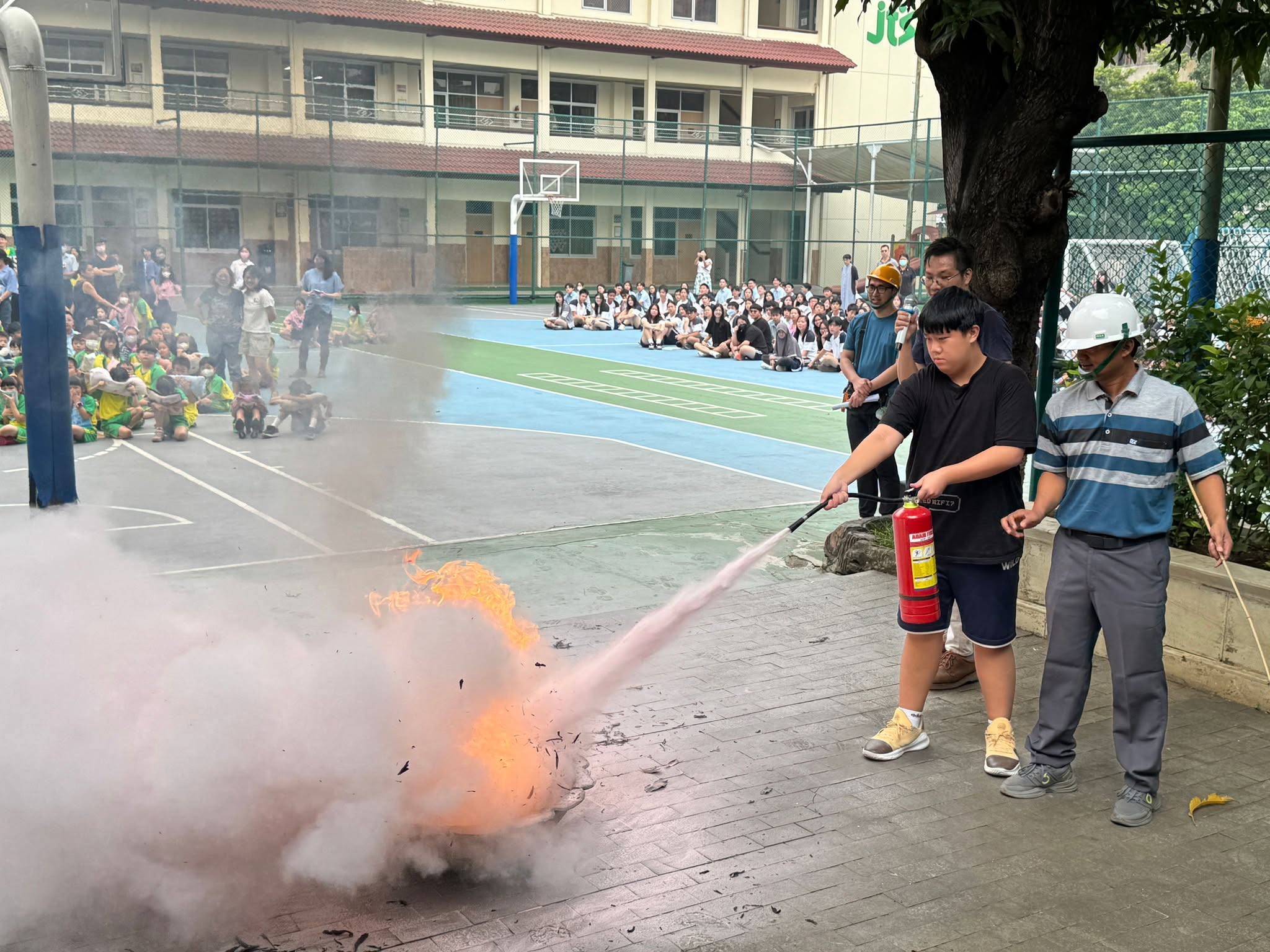 滅火器實地操作