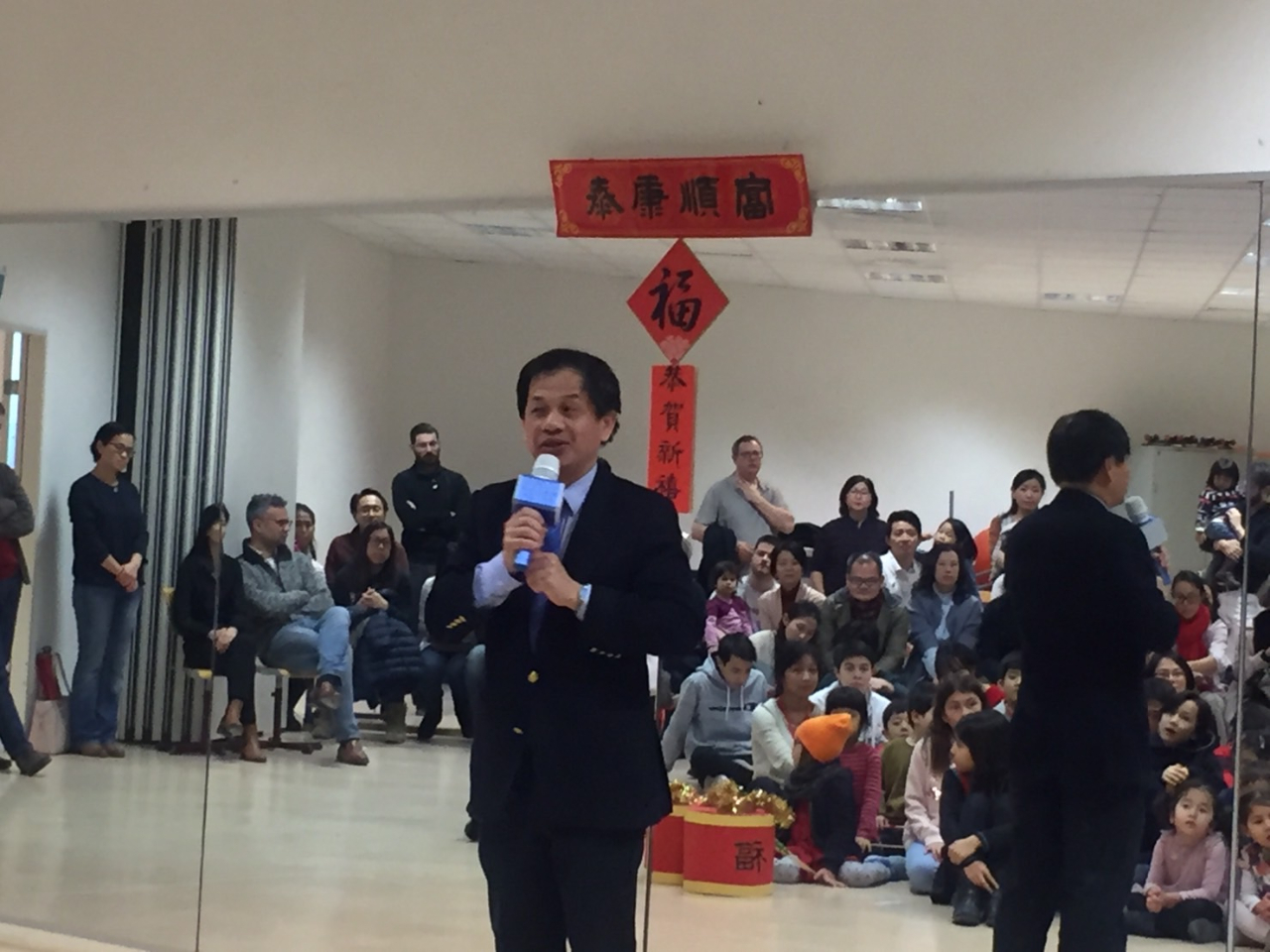 駐瑞士辦事處黃偉峰大使致詞