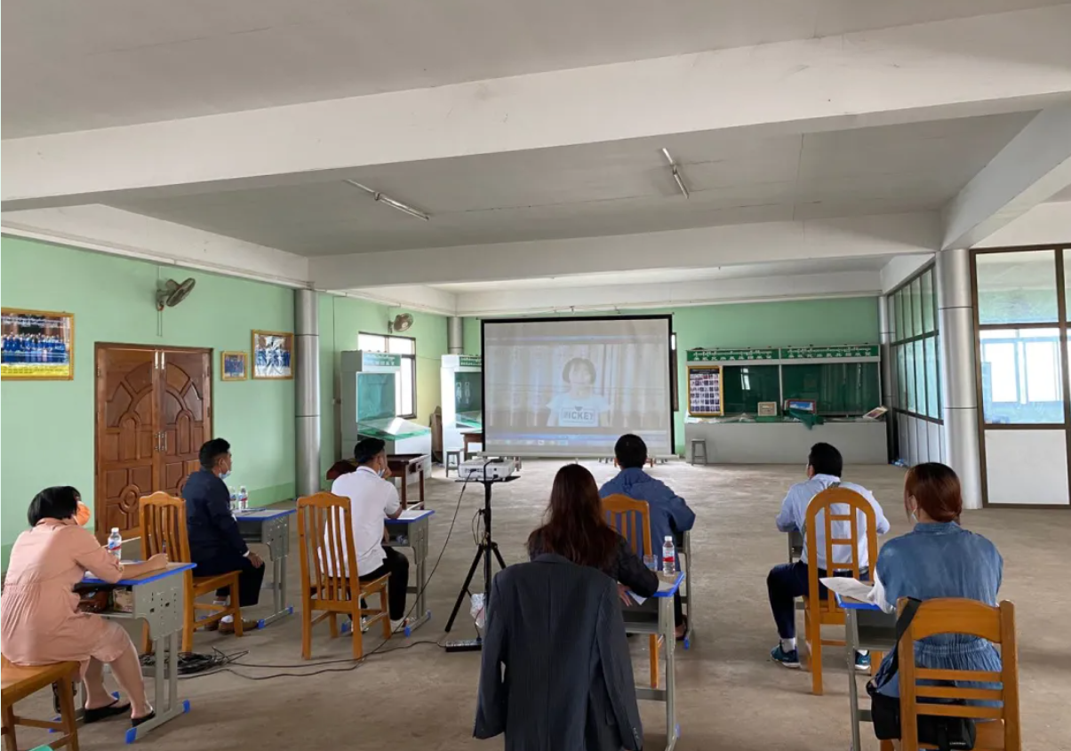 緬北果文文教會2021校際線上華語演講比賽，小學組評審現場